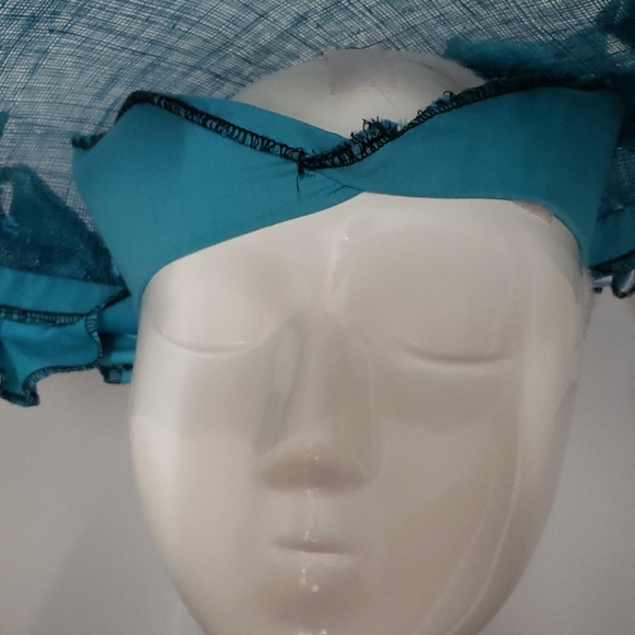 Large Bonnet Fascinator - Picture 3 of 3